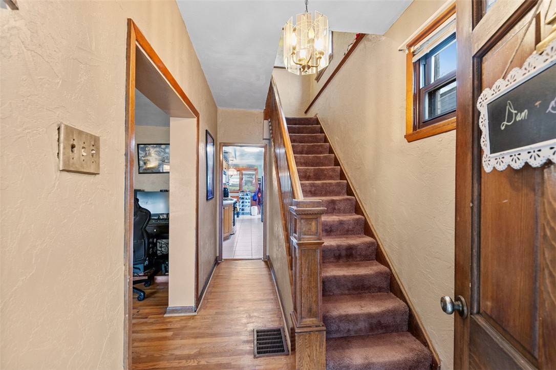 Overbrook, Pennsylvania 15234, United States, 2 Bedrooms Bedrooms, ,2 BathroomsBathrooms,Residential,Active,244899