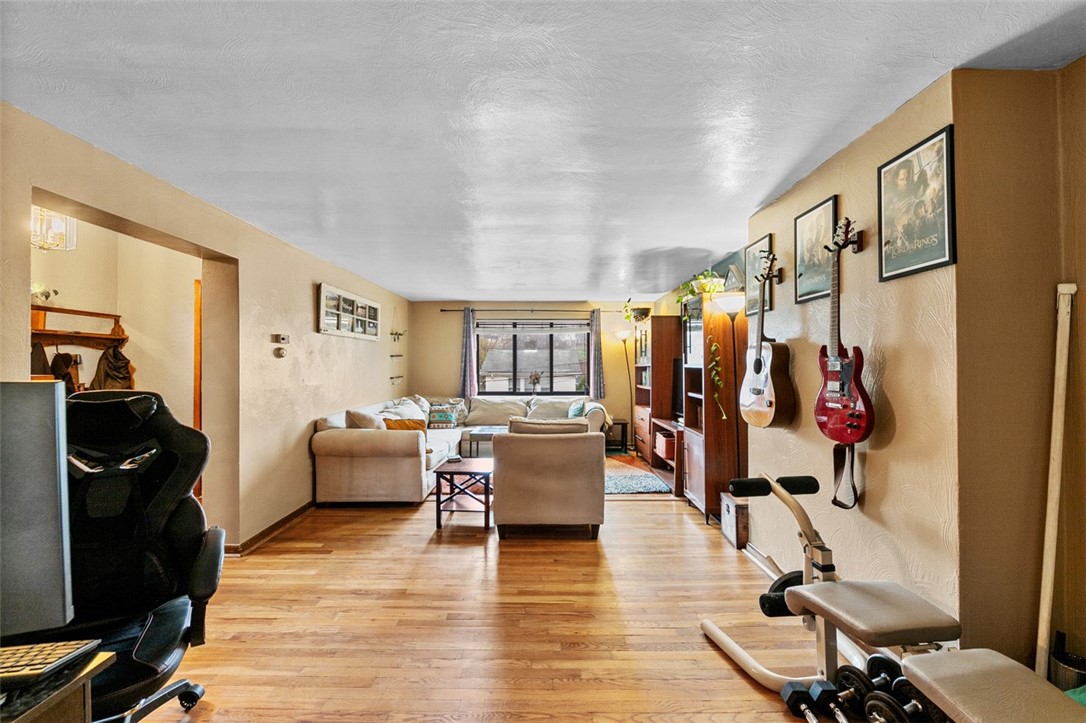 Overbrook, Pennsylvania 15234, United States, 2 Bedrooms Bedrooms, ,2 BathroomsBathrooms,Residential,Active,244899