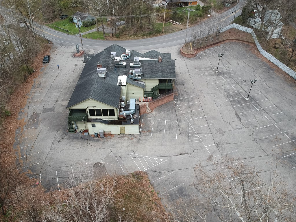 634 Camp Horne Rd