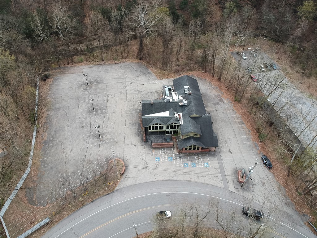 634 Camp Horne Rd