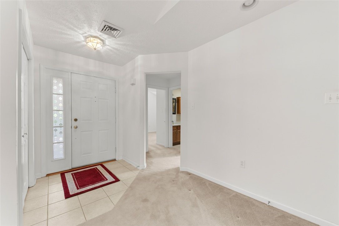 1002 Sunnyfield Court