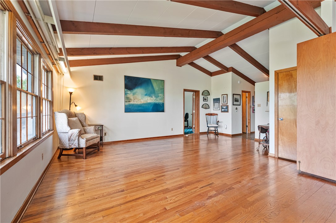 24 Swallow Hill Rd