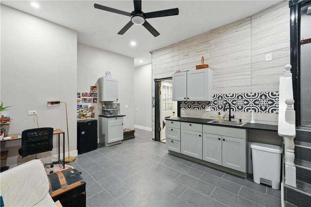 Oakland, Pennsylvania 15213, United States, ,Residential,Active,153339