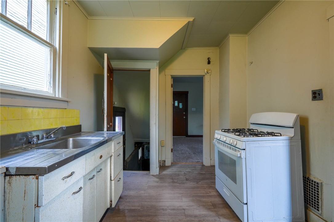1211 Meadow St St, McKeesport, Pennsylvania image 5