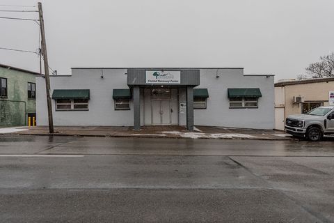 Photo of 1250 E Fayette Street, Uniontown, PA 15401 (MLS # 1739923)