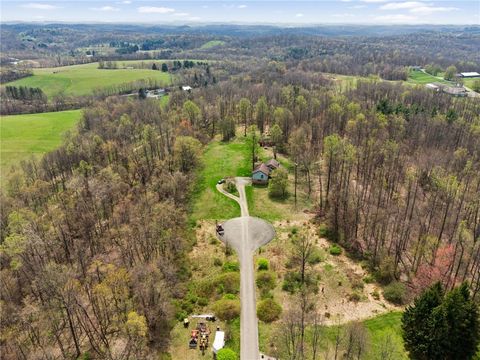 Photo of 202r Eagles Ln, Murrysville, PA 15668 (MLS # 1748427)