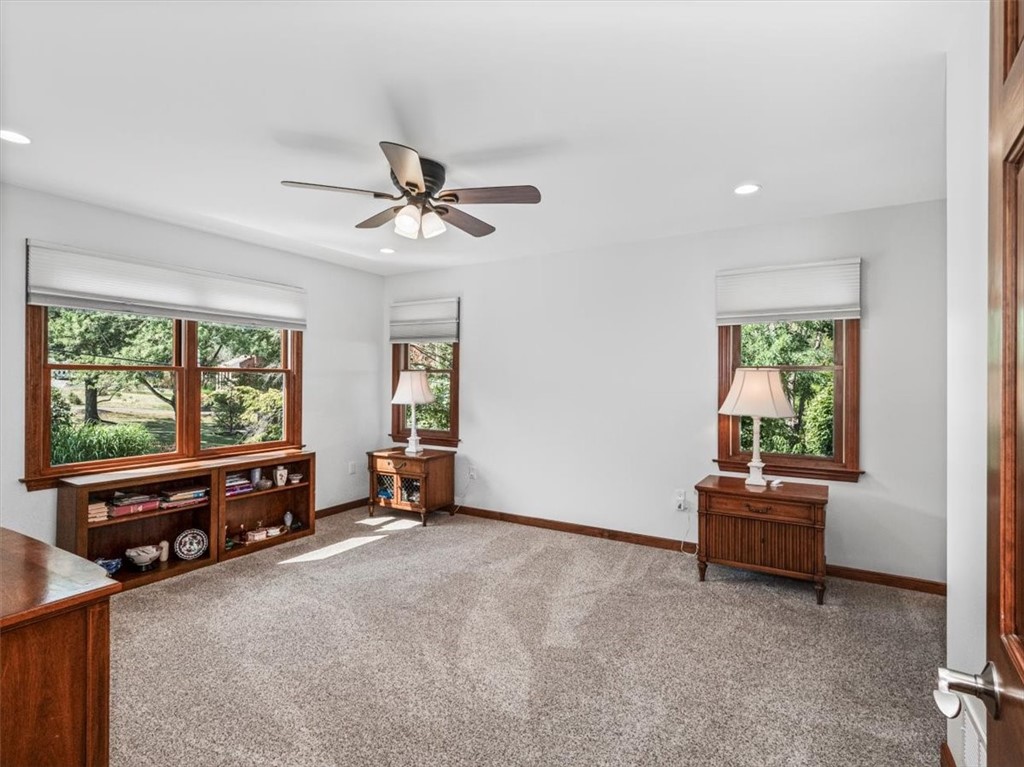 Pittsburgh, Pennsylvania, 15241, United States, 4 Bedrooms Bedrooms, ,5 BathroomsBathrooms,Residential,Active,1926915
