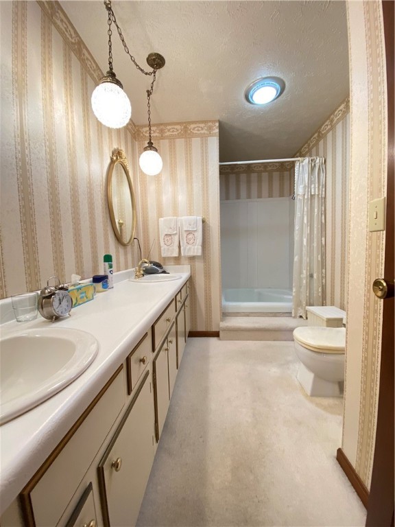 Hempfield Twp - Mer, Pennsylvania 16125, United States, 3 Bedrooms Bedrooms, ,4 BathroomsBathrooms,Residential,Active,97669