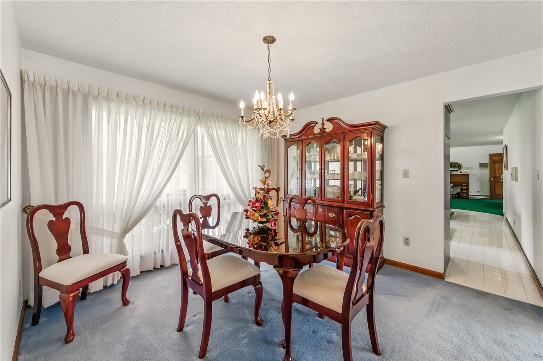 Hempfield Twp - Mer, Pennsylvania 16125, United States, 3 Bedrooms Bedrooms, ,4 BathroomsBathrooms,Residential,Active,97669