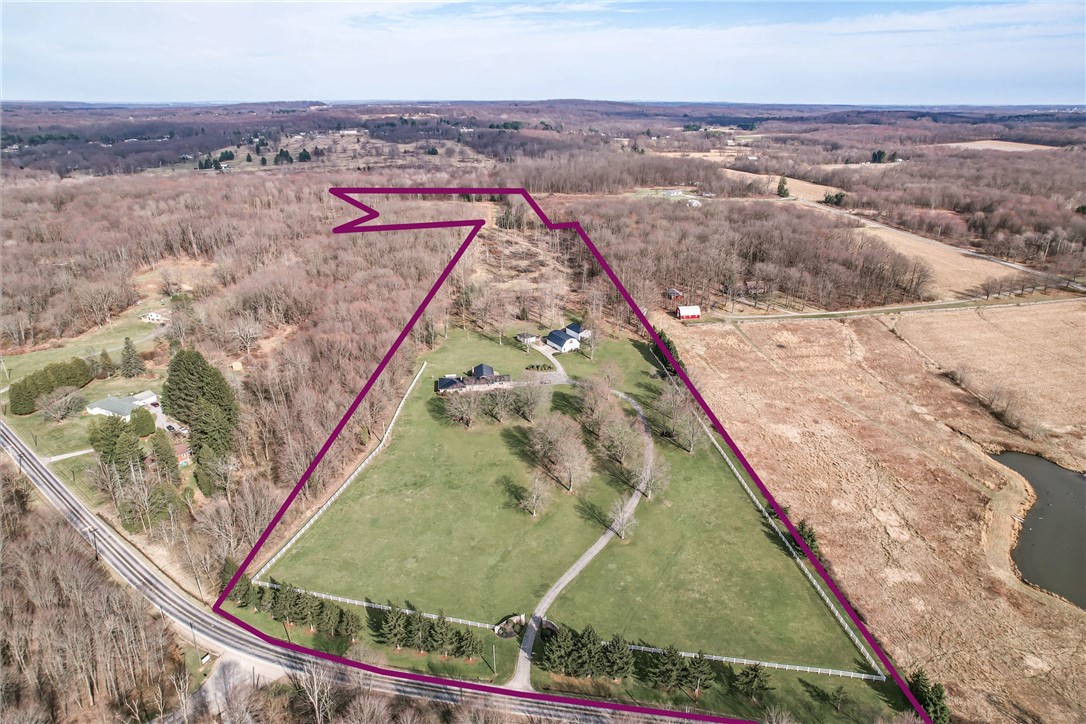 Hempfield Twp - Mer, Pennsylvania 16125, United States, 3 Bedrooms Bedrooms, ,4 BathroomsBathrooms,Residential,Active,97669