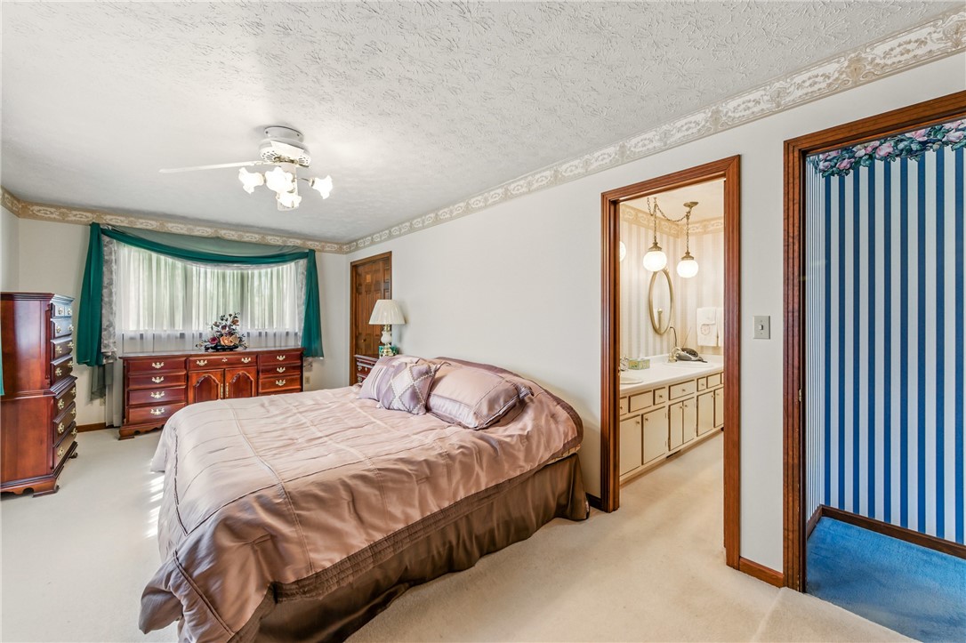 Hempfield Twp - Mer, Pennsylvania 16125, United States, 3 Bedrooms Bedrooms, ,4 BathroomsBathrooms,Residential,Active,97669