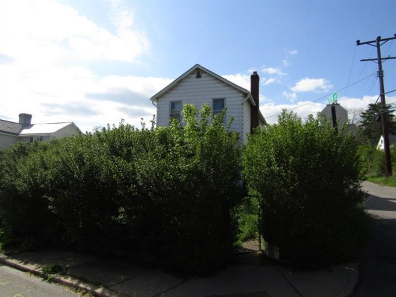 602 7th Ave Ave, Carnegie, Pennsylvania image 1