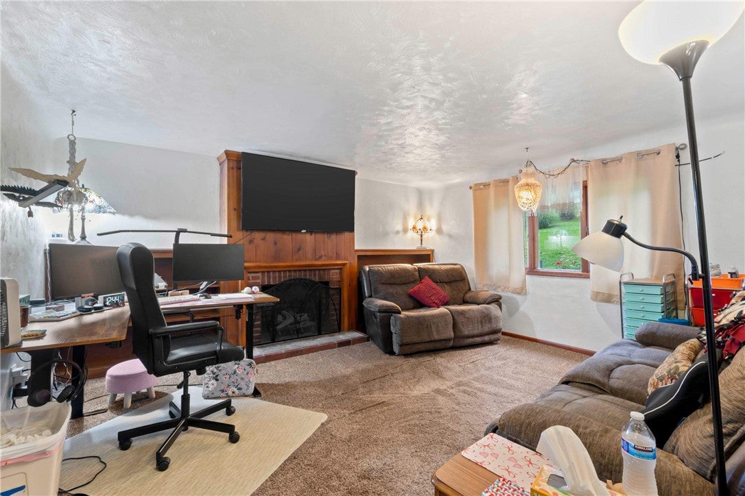 701 Trillium Ct