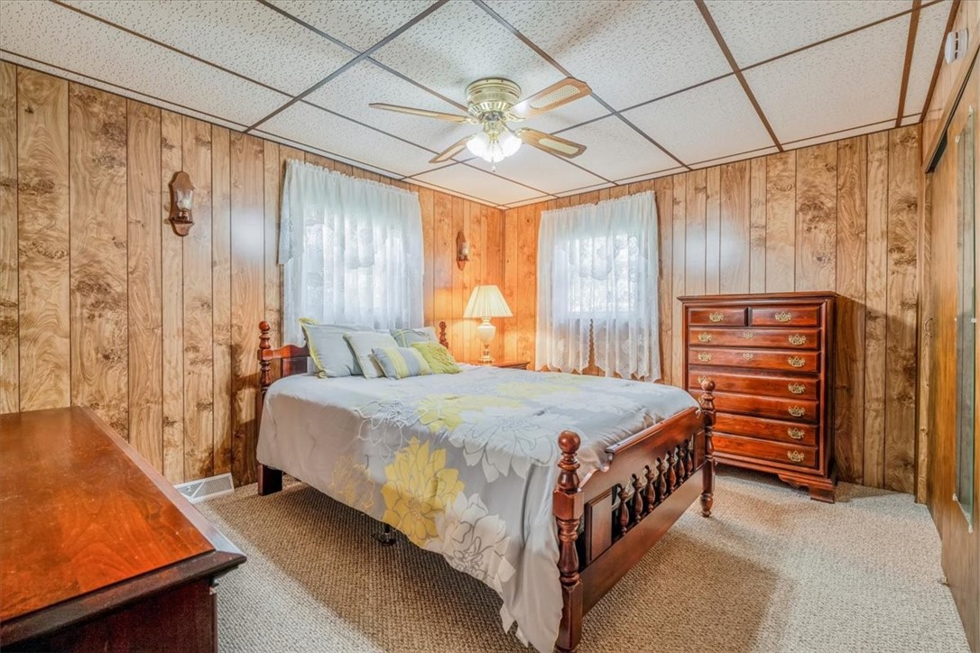 Greensboro, Pennsylvania 15338, United States, 3 Bedrooms Bedrooms, ,2 BathroomsBathrooms,Residential,Contingent,206743