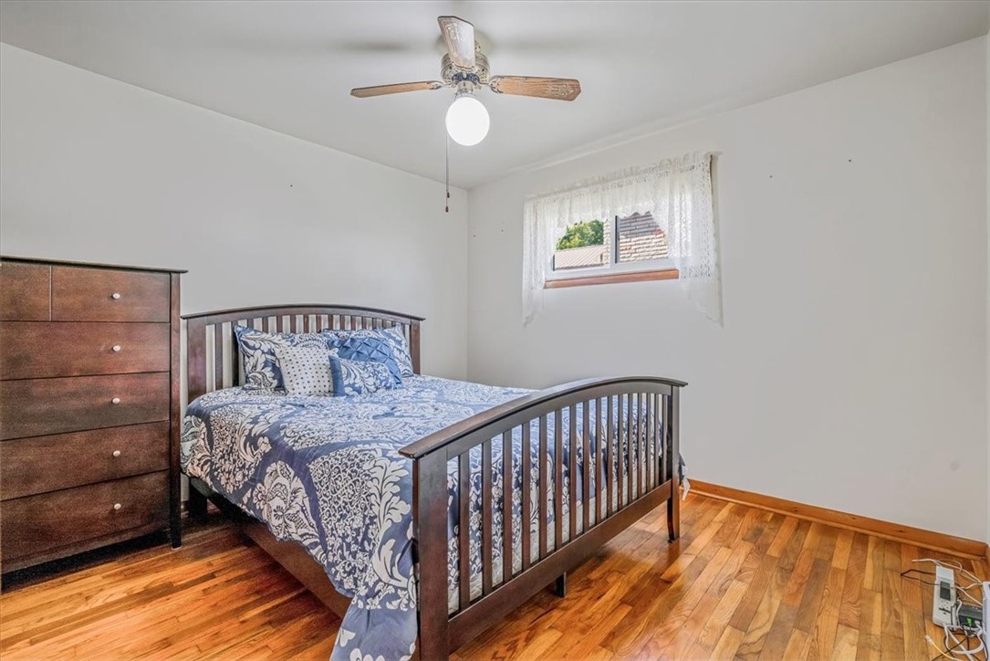 Greensboro, Pennsylvania 15338, United States, 3 Bedrooms Bedrooms, ,2 BathroomsBathrooms,Residential,Contingent,206743