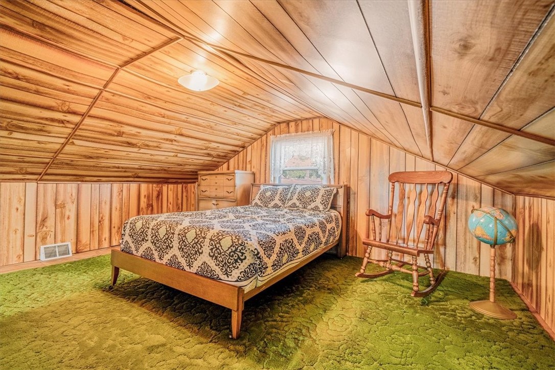 Greensboro, Pennsylvania 15338, United States, 3 Bedrooms Bedrooms, ,2 BathroomsBathrooms,Residential,Contingent,206743