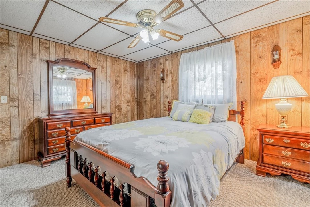 Greensboro, Pennsylvania 15338, United States, 3 Bedrooms Bedrooms, ,2 BathroomsBathrooms,Residential,Contingent,206743