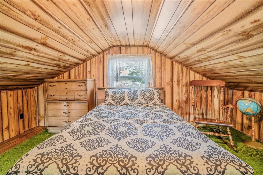 Greensboro, Pennsylvania 15338, United States, 3 Bedrooms Bedrooms, ,2 BathroomsBathrooms,Residential,Contingent,206743