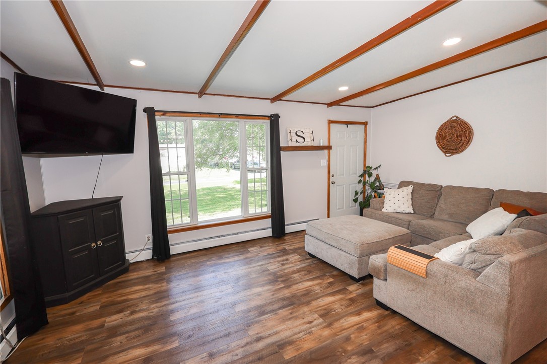 Greenville, Pennsylvania 16125, United States, 3 Bedrooms Bedrooms, ,2 BathroomsBathrooms,Residential,Active,158665