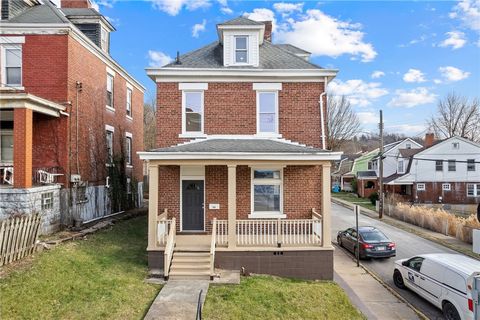 Photo of 56 Mainsgate St, Pittsburgh, PA 15205 (MLS # 1735190)