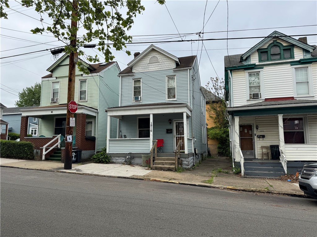 1916 Mcclure St St, Homestead, Pennsylvania image 2