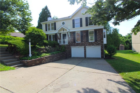 Photo of 101 Petricca Dr, Mc Donald, PA 15057 (MLS # 1763743)