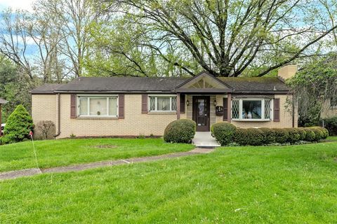 Homes For Sale - 245 Clover Drive Dr<br/> Monroeville, PA 15146