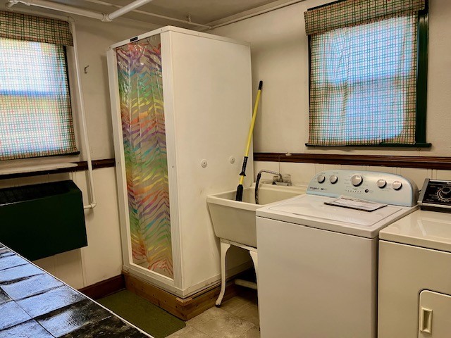 Greater Johnstown School District, Pennsylvania 15905, United States, 3 Bedrooms Bedrooms, ,2 BathroomsBathrooms,Residential,Pending,86920