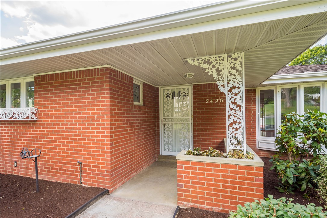 St Clair, Pennsylvania 15241, United States, 4 Bedrooms Bedrooms, ,3 BathroomsBathrooms,Residential,Active,200530