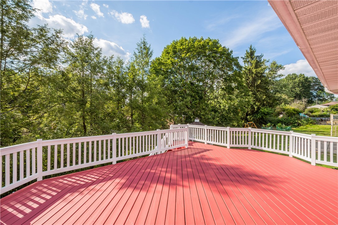 St Clair, Pennsylvania 15241, United States, 4 Bedrooms Bedrooms, ,3 BathroomsBathrooms,Residential,Active,200530