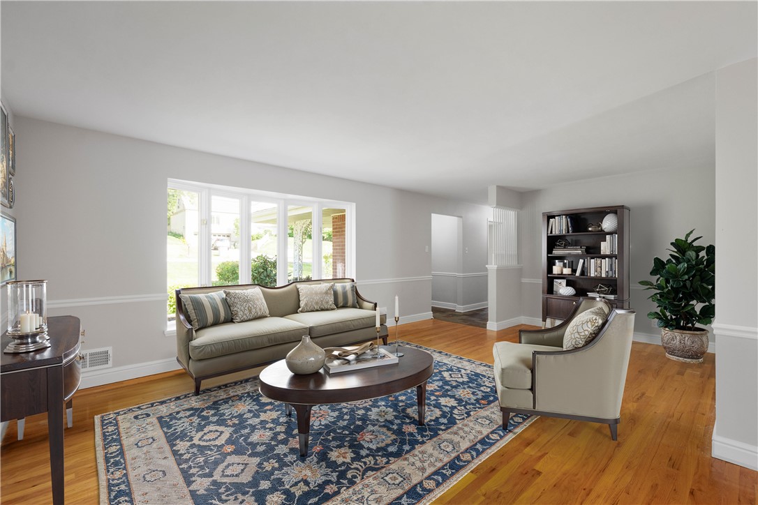 St Clair, Pennsylvania 15241, United States, 4 Bedrooms Bedrooms, ,3 BathroomsBathrooms,Residential,Active,200530