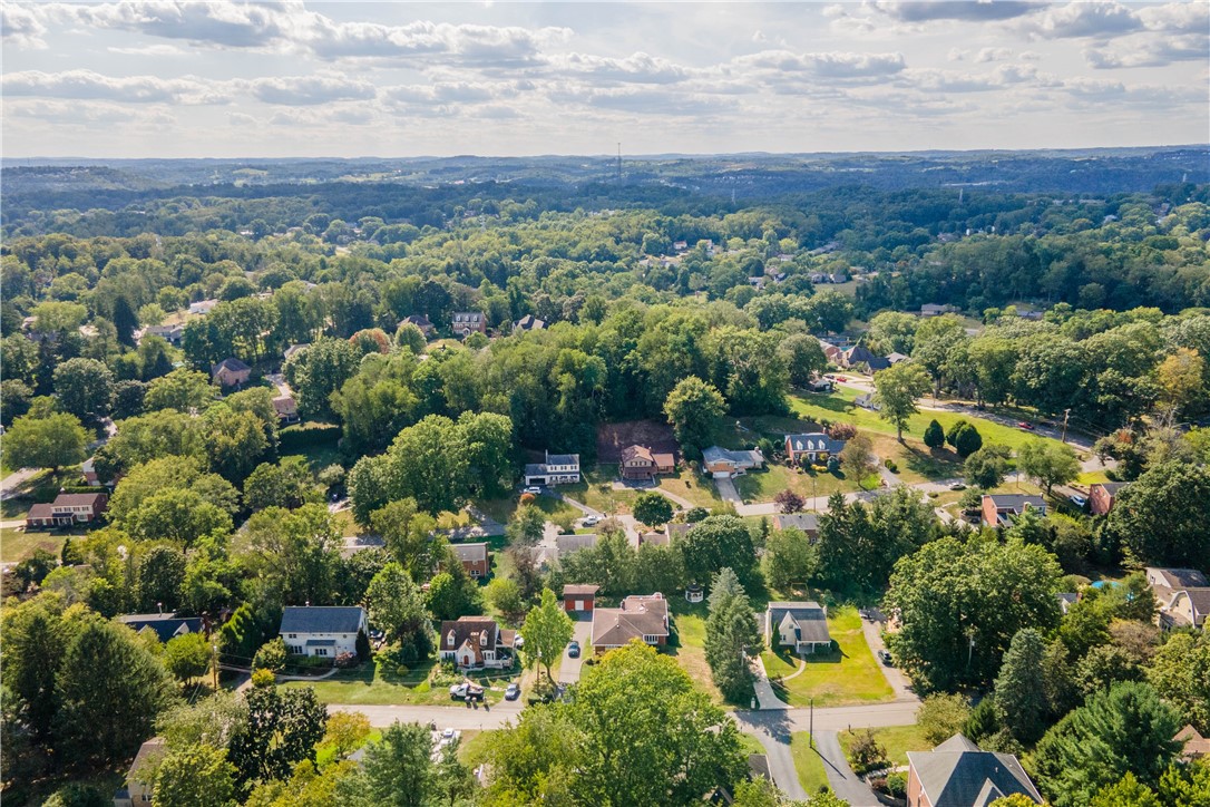 St Clair, Pennsylvania 15241, United States, 4 Bedrooms Bedrooms, ,3 BathroomsBathrooms,Residential,Active,200530