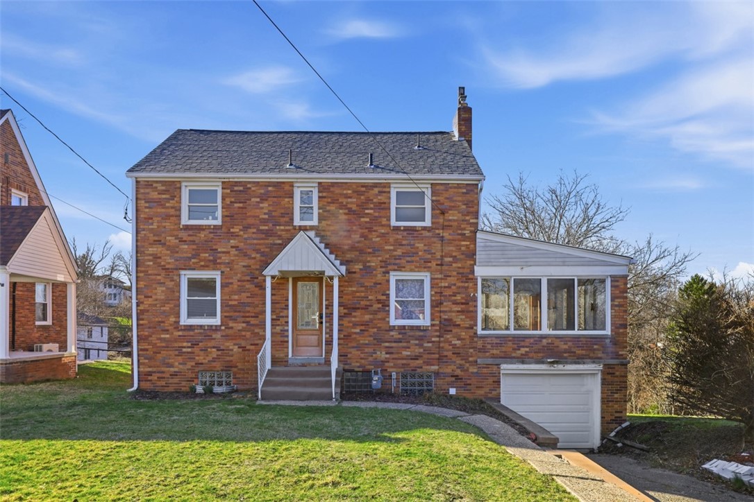 1900 Beechford Avenue