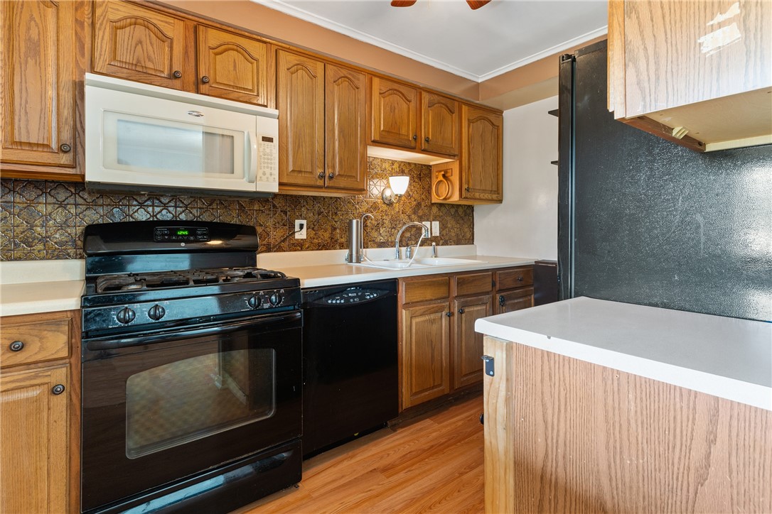Moon/Crescent Twp, Pennsylvania 15046, United States, 3 Bedrooms Bedrooms, ,2 BathroomsBathrooms,Residential,Pending,52158