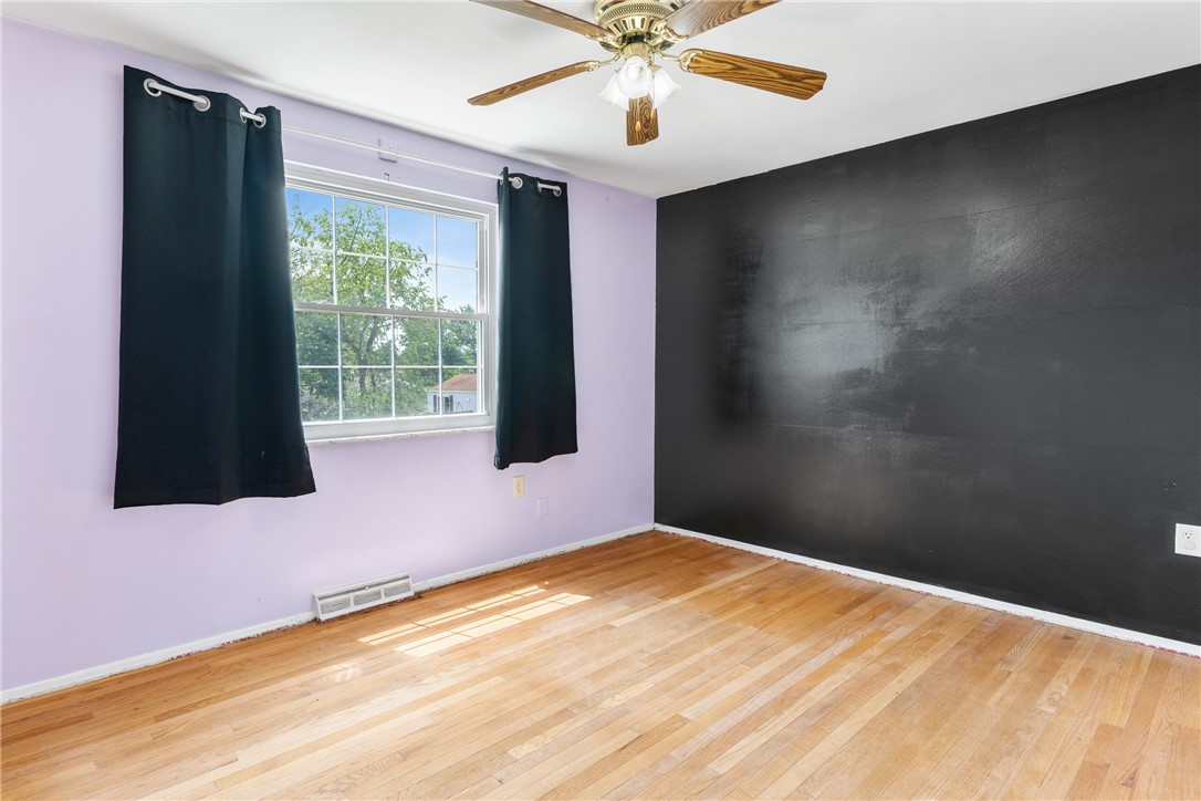 Moon/Crescent Twp, Pennsylvania 15046, United States, 3 Bedrooms Bedrooms, ,2 BathroomsBathrooms,Residential,Pending,52158