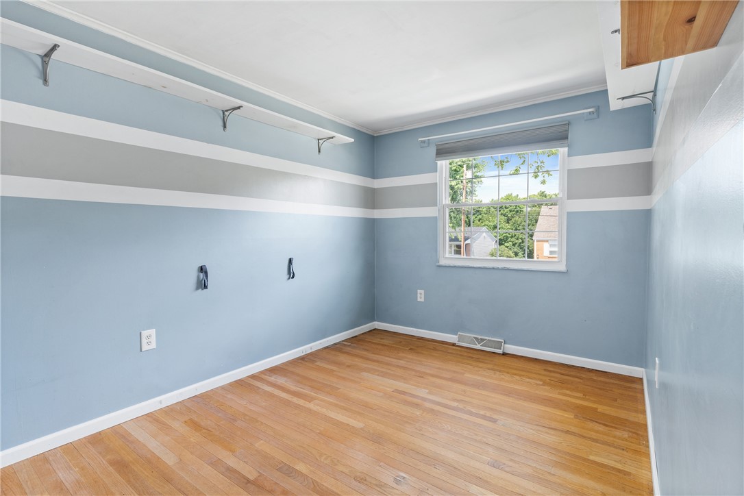 Moon/Crescent Twp, Pennsylvania 15046, United States, 3 Bedrooms Bedrooms, ,2 BathroomsBathrooms,Residential,Pending,52158