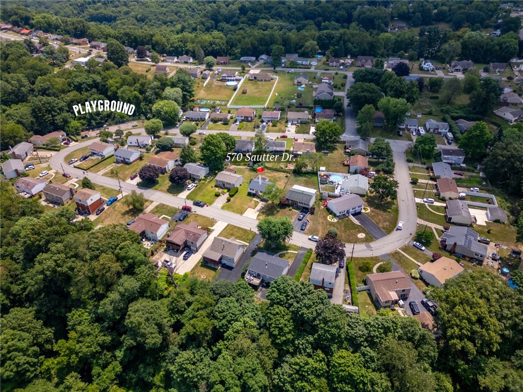 Moon/Crescent Twp, Pennsylvania 15046, United States, 3 Bedrooms Bedrooms, ,2 BathroomsBathrooms,Residential,Pending,52158