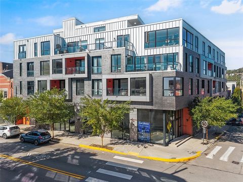 Photo of 3725 Butler St #302, Pittsburgh, PA 15201 (MLS # 1735879)