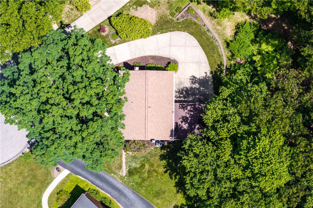1129 King George Court
