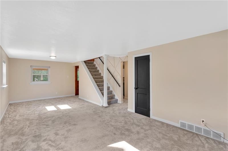 427 Cedar Street St, Jeannette, Pennsylvania image 14