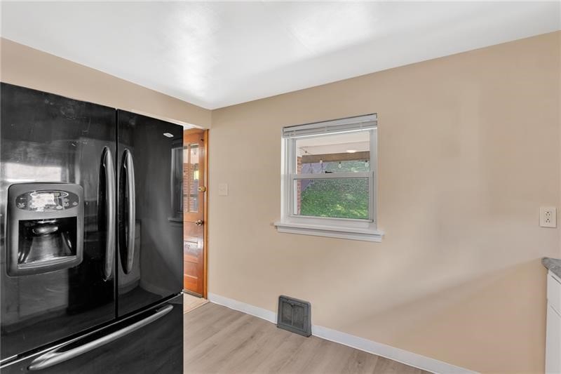 427 Cedar Street St, Jeannette, Pennsylvania image 19