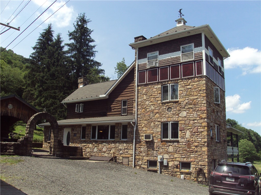 128 Ashbrook Rd
