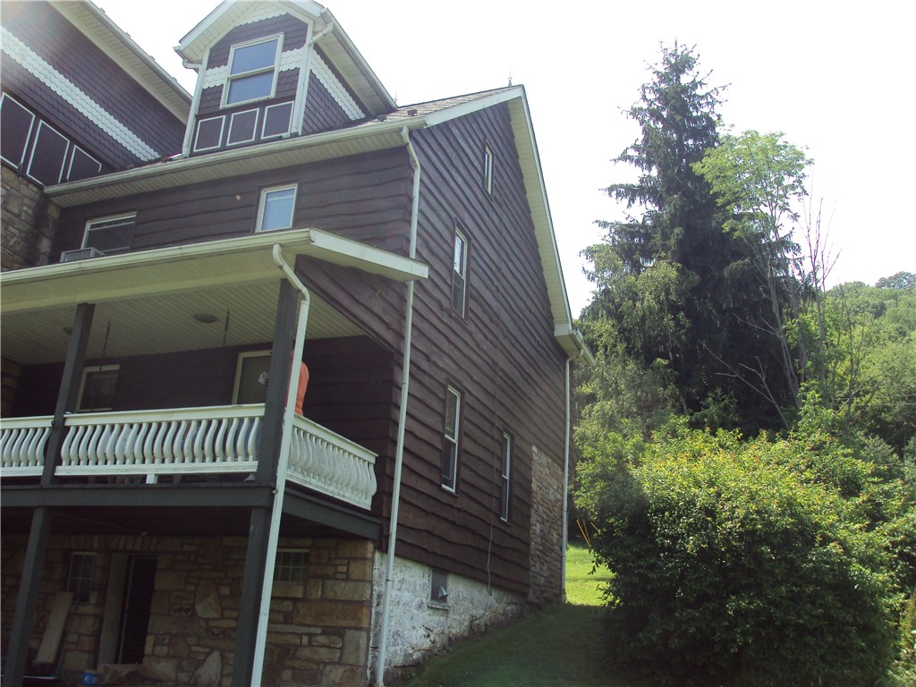128 Ashbrook Rd