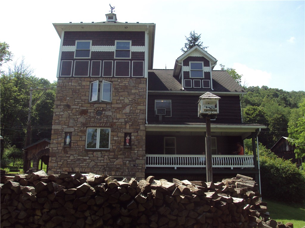 128 Ashbrook Rd