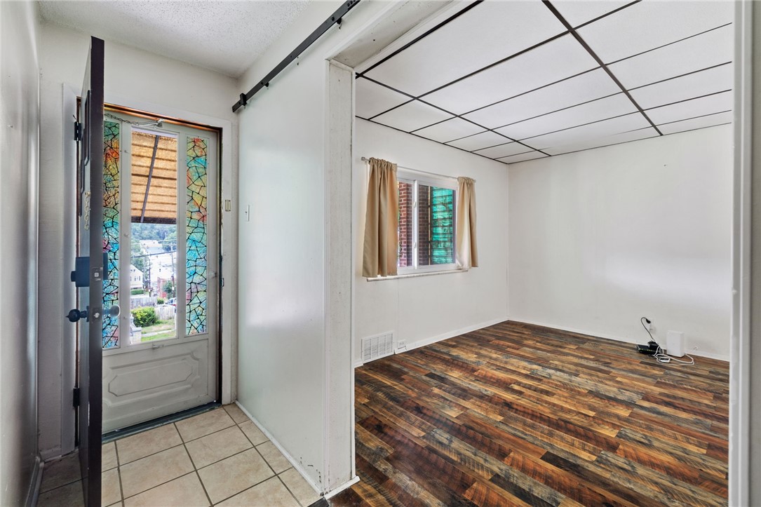 Elliott, Pennsylvania 15220, United States, 3 Bedrooms Bedrooms, ,1 BathroomBathrooms,Residential,Active,182788