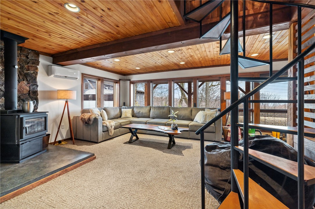 Jenner Twp, Pennsylvania 15531, United States, 3 Bedrooms Bedrooms, ,3 BathroomsBathrooms,Residential,Pending,102450