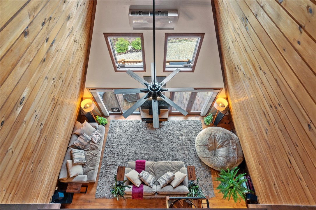 Jenner Twp, Pennsylvania 15531, United States, 3 Bedrooms Bedrooms, ,3 BathroomsBathrooms,Residential,Pending,102450