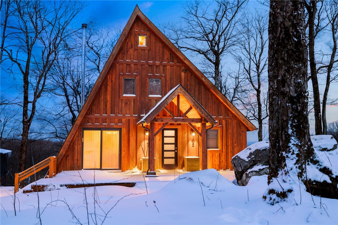 Jenner Twp, Pennsylvania 15531, United States, 3 Bedrooms Bedrooms, ,3 BathroomsBathrooms,Residential,Pending,102450