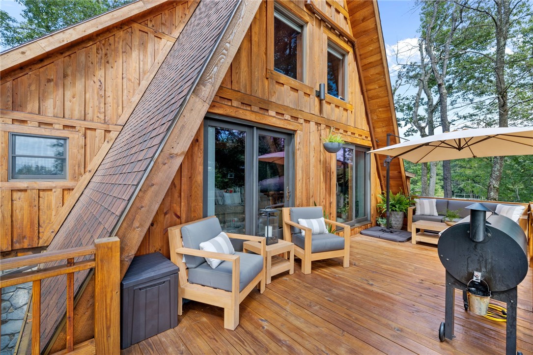 Jenner Twp, Pennsylvania 15531, United States, 3 Bedrooms Bedrooms, ,3 BathroomsBathrooms,Residential,Pending,102450