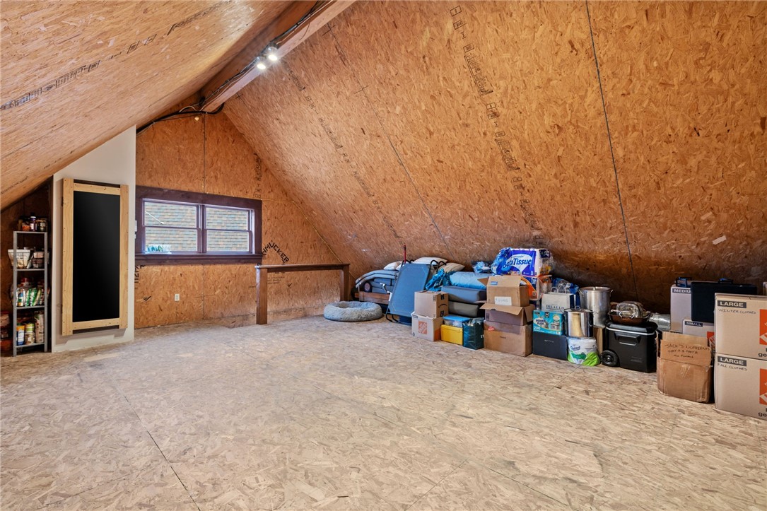 Jenner Twp, Pennsylvania 15531, United States, 3 Bedrooms Bedrooms, ,3 BathroomsBathrooms,Residential,Pending,102450